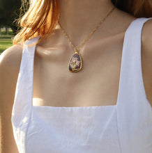 Load image into Gallery viewer, 70s Fika Necklace
