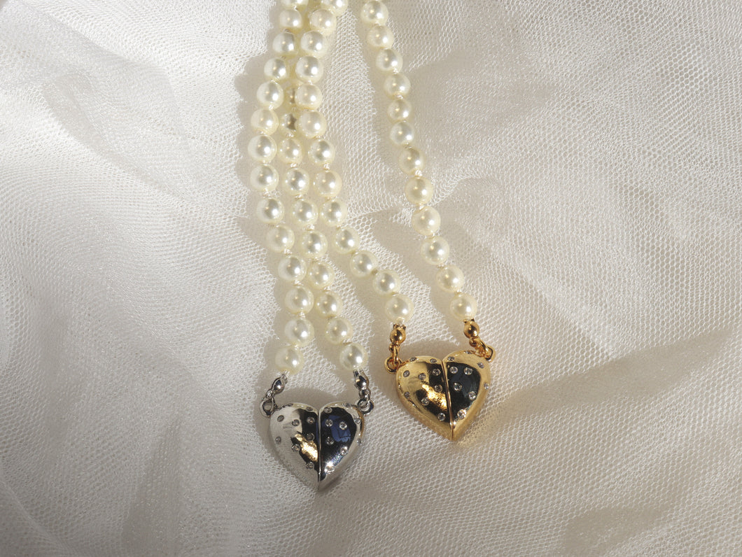 Magnetized Heart Pearl Necklace